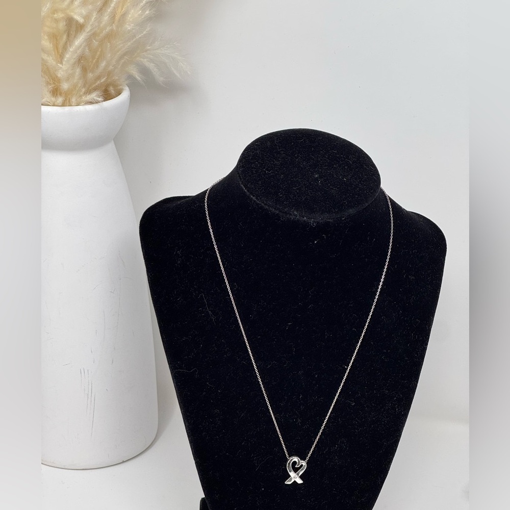 💯Authentic TIFFANY & Co. Paloma Picasso Lovinf heart necklace with Diamond